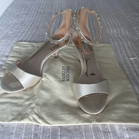Badgley Mischka bridal heel - Picture 3 of 5